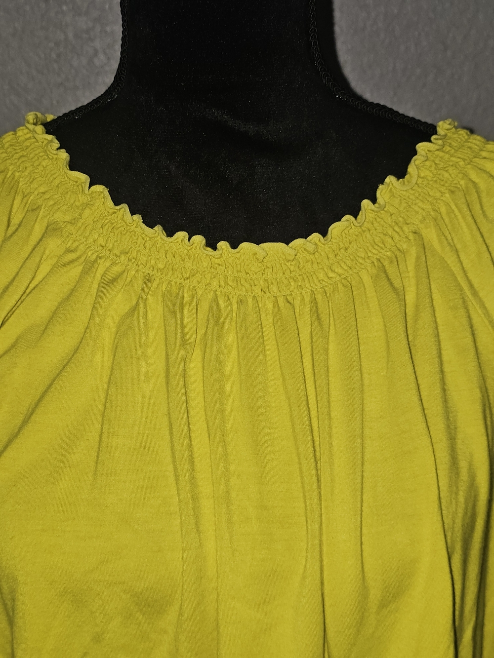 INC International Concepts Bright Yellow Smocked Puff Sleeve Crop Top - Picture 2 of 13